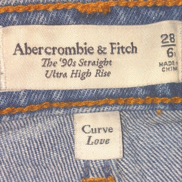 Abercrombie & Fitch Women's Curve Love Ultra High Rise 90s Straight Jeans 28 - Picture 12 of 16